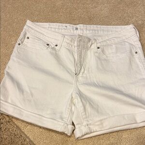 Levi's White Women's Denim Shorts with Cuffed Hem
